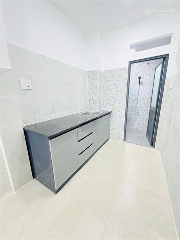 Nhà mới ngay chợ bà chiểu 27m2 đất 3pn chỉ 3,7tỷ tl