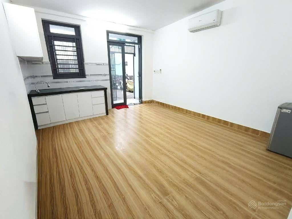Cạnh mặt tiền bùi đình tuý, hơn 4m nở hậu sổ đẹp 56m2 chỉ hơn 5tỷ