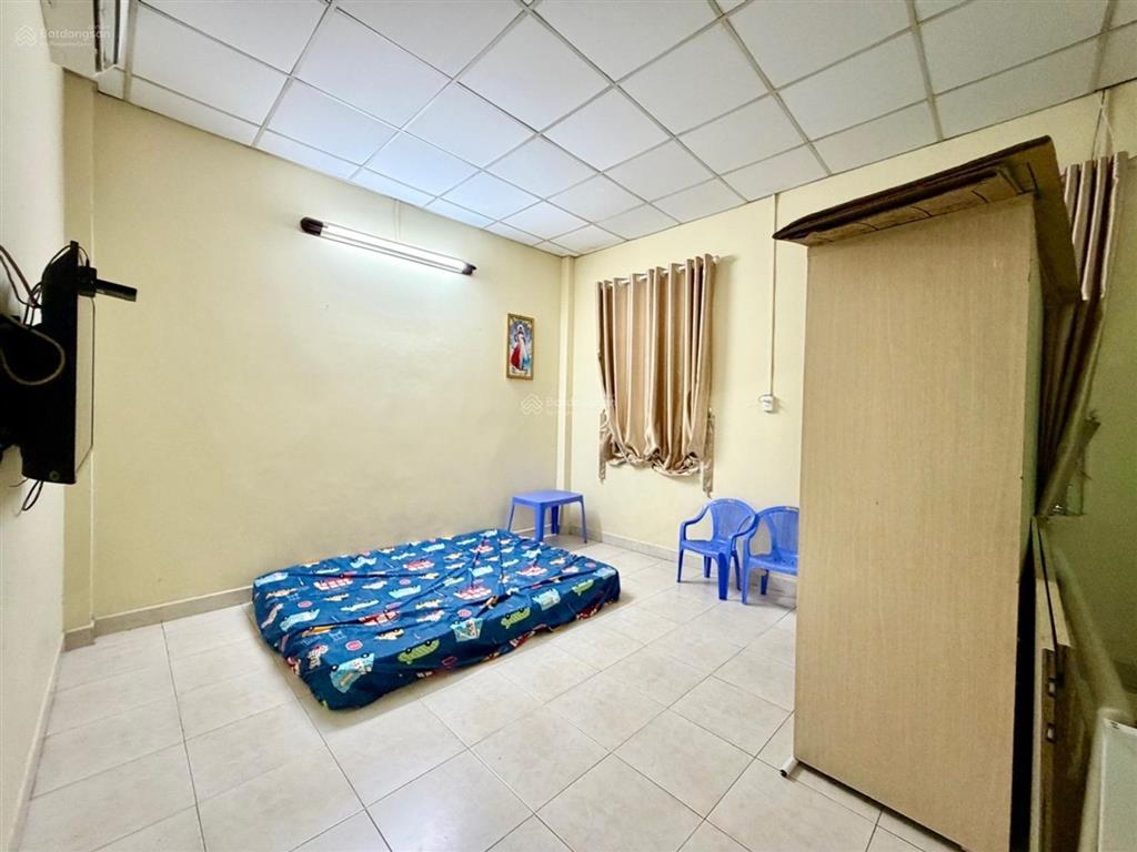 Hẻm xe tải phan văn trị, gần mặt tiền, ngang khủng 10m hơn 12tỷ