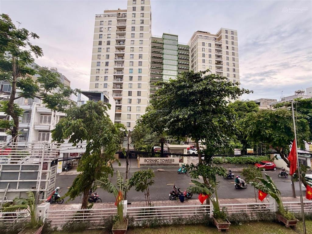 Gấp bán chung cư mt nguyễn thượng hiền g130m2, thang máy nhà đẹp, sổ hồng 7,2 tỷ