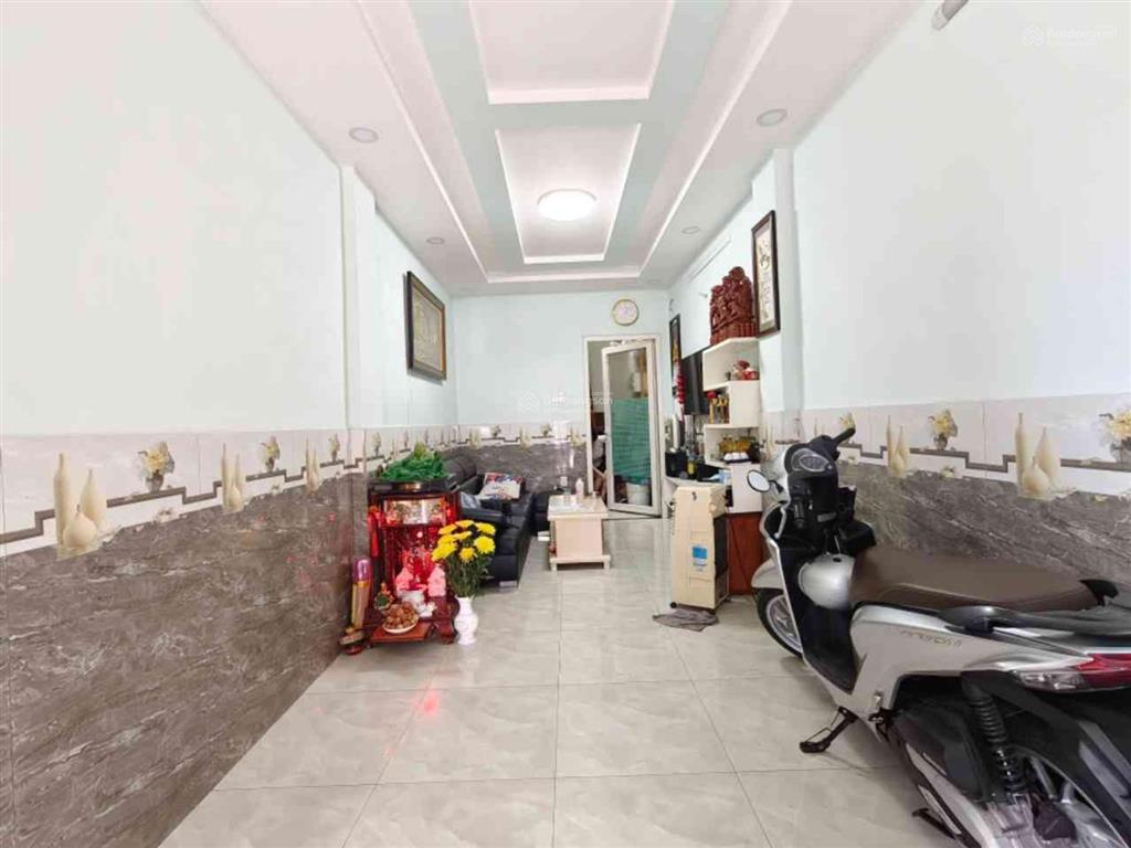 Gấp bán giảm 2 tỷ nhà mt điện biên phủ, kinh doanh sầm uất giáp q1