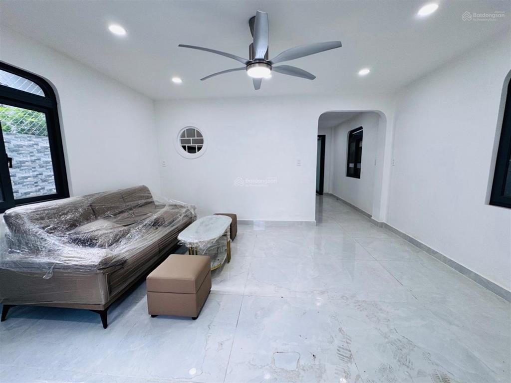 Gấp bán giảm sâu hẻm vf3 gần mt bùi đình tuý, nhà mới ở ngay 72m2, hơn 6tỷ