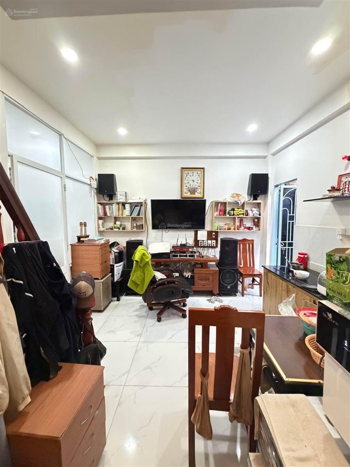 Hẻm vf3 nơ trang long, ngang hiếm 5m, gấp bán giảm 1 tỷ