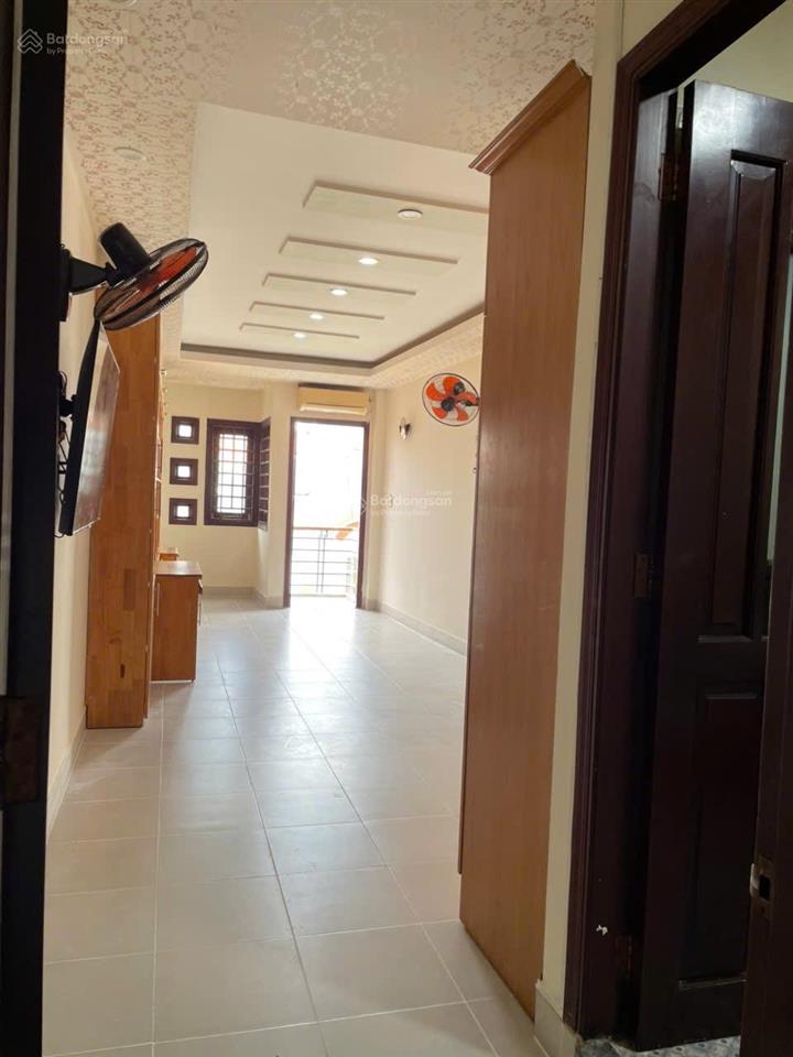 Cho thuê nhà 5 tầng hẻm xe tải vip trần khắc chân, dân trí cao, 4pn ở kết hợp kinh doanh 20tr