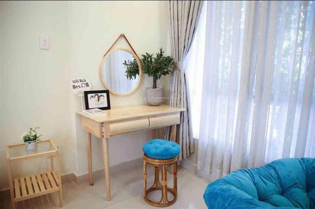 Gấp bán giảm 300tr nhà sát mt phan văn trị, hẻm xe hơi, nhà còn đẹp 45m2