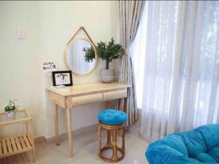 Gấp bán giảm 300tr nhà sát mt phan văn trị, hẻm xe hơi, nhà còn đẹp 45m2