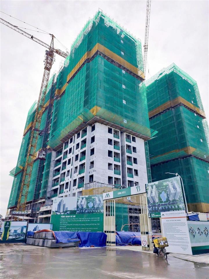 Bán căn hộ 2 phòng ngủ 2 vệ sinh 61m2 view hồ tầng trung ban công đông nam cực đẹp chiết khấu 9%