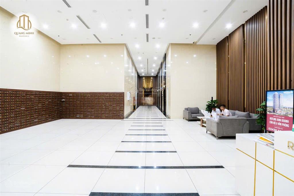 Chính chủ đã có nội thất vào ở luôn, tầng đẹp view thoáng, hỗ trợ vay, có slot xe dưới hầm