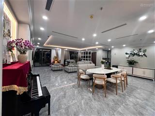 Chính chủ cần bán 2 căn hộ đập thông tầng siêu đẹp, nhà mới làm nội thất đẹp lung linh sẵn 3slot xe