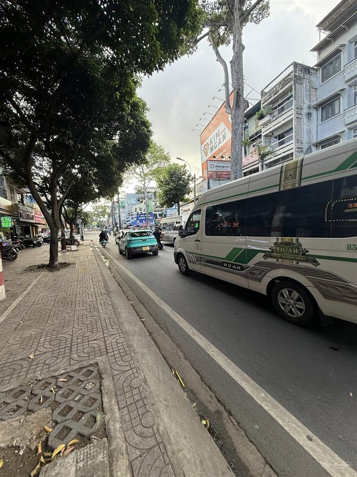 Siêu rẻ nhà mặt tiền đường hùng vương q5  diện tích 91m2  4 tầng vỉa hè 8m