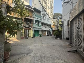 Nhà hẻm xe hơi đường trần hưng đạo q5dt 6x16m 3 tầnggiá rẻ nhất khuchỉ 14,6 tỷ 0789 162 ***