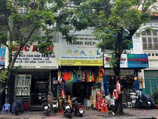 Siêu phẩm mt yersin, q.1dt4x18m 3 tầngvị trí vàng kinh doanhgiữ tiền đỉnh caogiảm 2 tỷ bán gấp