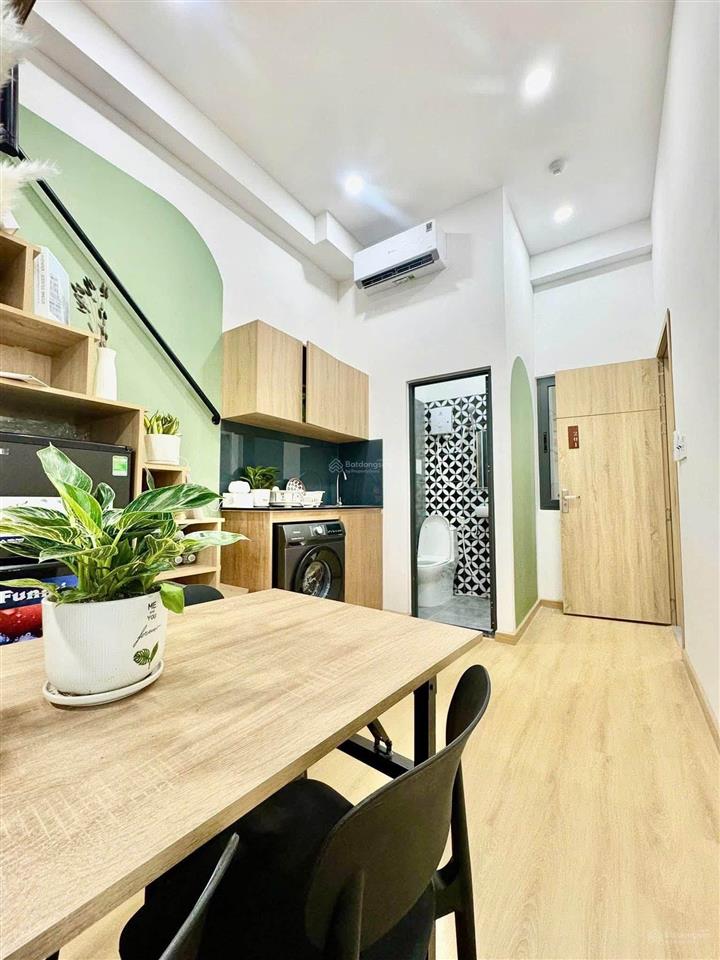 Hạ từ 42 tỷ còn 32 tỷ tòa nhà 5 tầngdt7x27m dòng tiền 100 triệu/tháng, cách trường sơn 100m
