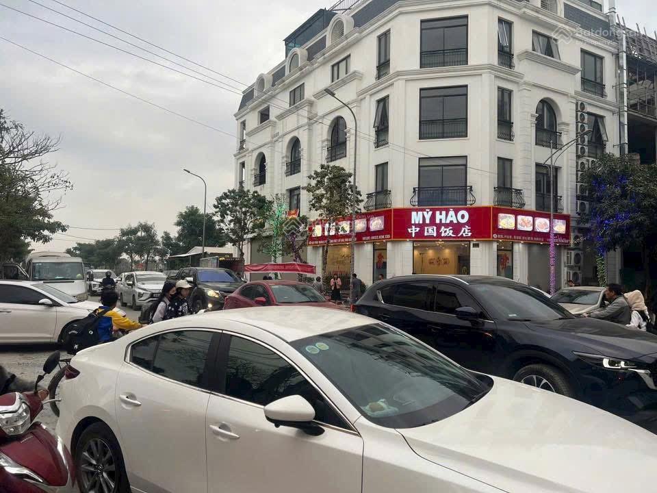 Bán căn nhà 4 tầng view công viên khu nhà ở phúc thành, phường mỹ hào, hưng yên
