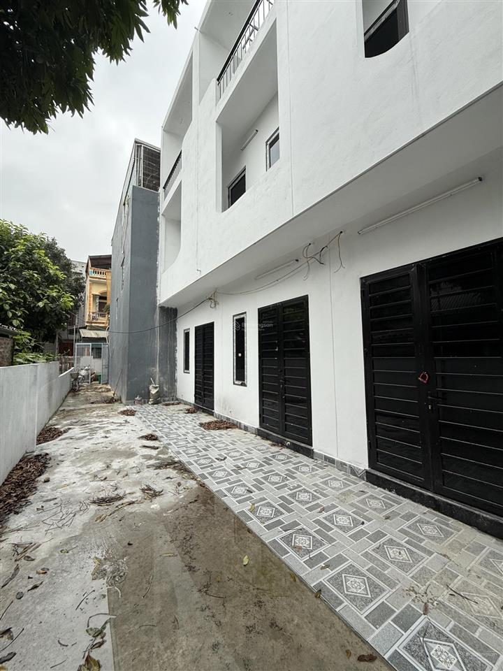 Hiếm bán nhà 3 tầng mới xây giá rẻ tại nhân vinh, phường đường hào, hưng yên