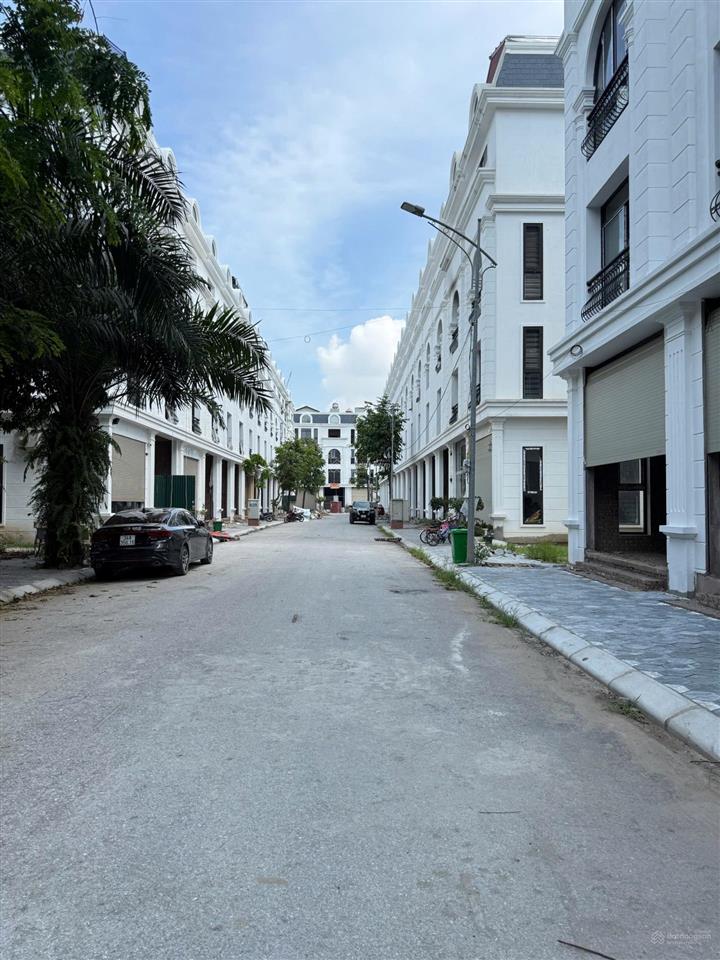 Bán nhà 4 tầng view công viên đô thị phúc thành bần, mỹ hào, hưng yên.  0978 503 ***