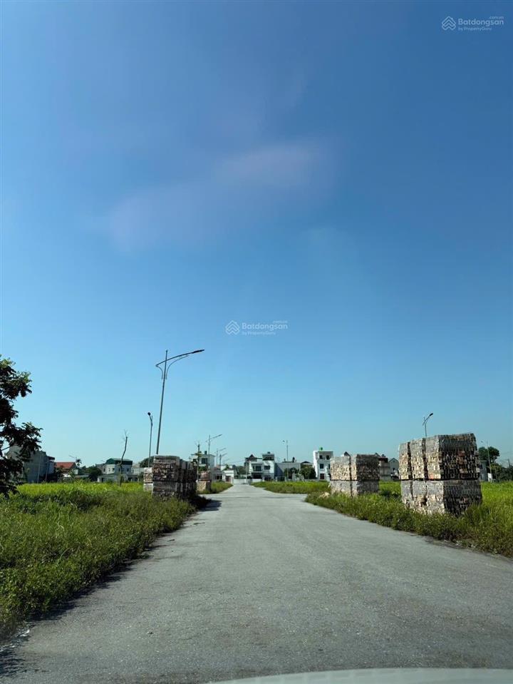 Bán đất mặt đường kinh doanh đỉnh giá rẻ phường thượng hồng hưng yên.  0978 503 ***