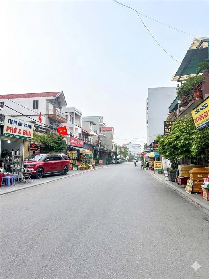 Sẵn dòng tiền gần 30tr/tháng ô tô tránh trục kinh doanh sầm uất ngày đêm tây bầu kim chung cũ
