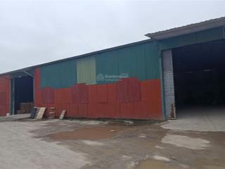 Cho thuê kho đường đại lộ thăng long, hoài đức. dt 1100m, cao 8m, xe công đỗ cửa. giá 65k/m