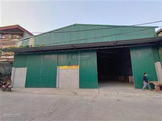 Cho thuê kho đường 21b, thanh mai, thanh oai, hn. dt 400m, cao 8m, xe 20 tấn đỗ cửa. giá 15tr/th