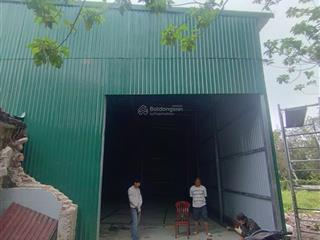 Cho thuê kho đường phú diễn, bắc từ liêm. dt 280m2, cao 8m, có điện 3fa, xe công đỗ cửa. giá 75k/m2