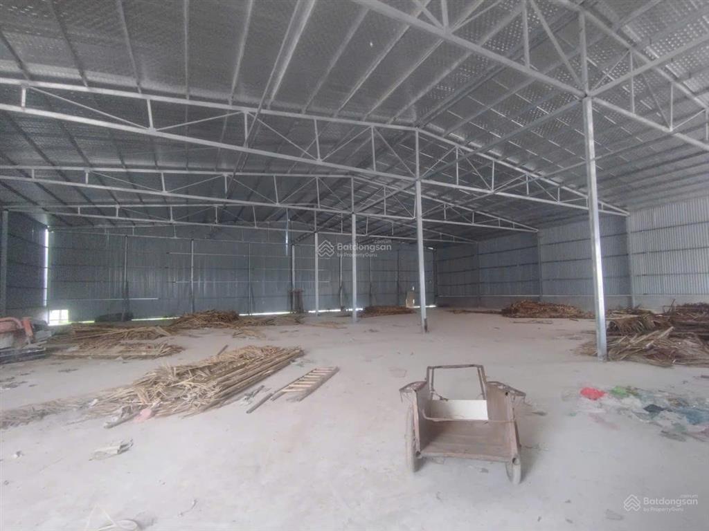 Cho thuê kho đường vân linh, an khánh, hoài đức. dt 900m2, cao 8m, trống nóng, điện 3fa. giá 40k/m2
