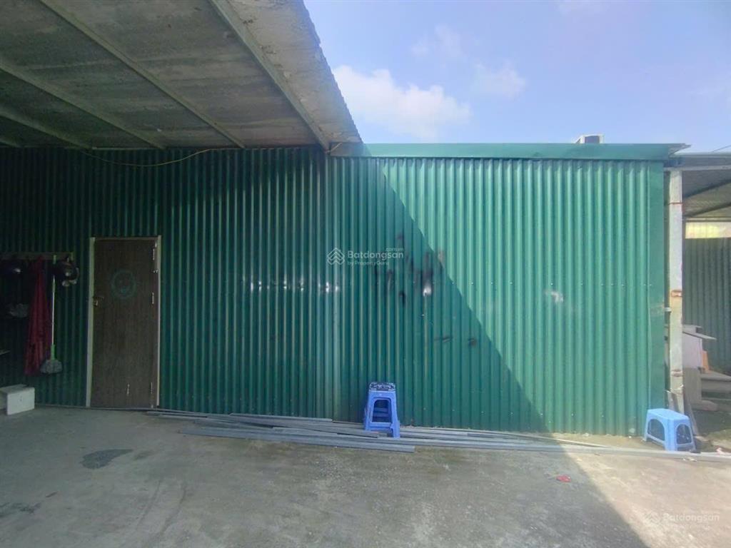 Cho thuê kho đường 32, trạm trôi, hoài đức. dt 1100m, cao 6m có điện 3fa, xe công đỗ cửa. giá 40tr