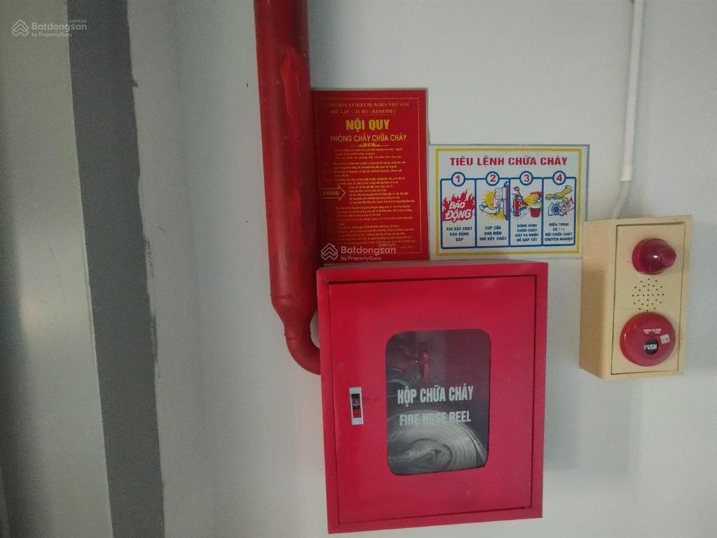 Cho thuê kho cụm cn từ liêm, từ liêm. dt 1300m2, 2t. có pccc tự động, công đỗ cửa. giá 120k/m2/th