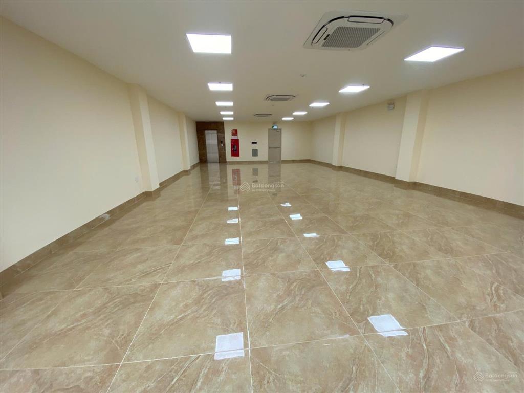 Cho thuê tòa nhà đường hồ tùng mậu, nam từ liêm. dt 150m2, 6 tầng, 1 hầm, thông sàn có thang máy