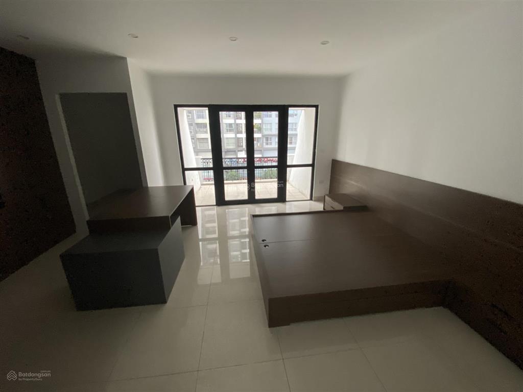 Cho thuê nhà mặt phố hàm nghi, nam từ liêm, hn. dt 100m2, 5 tầng, thông sàn có thang máy. giá 75tr