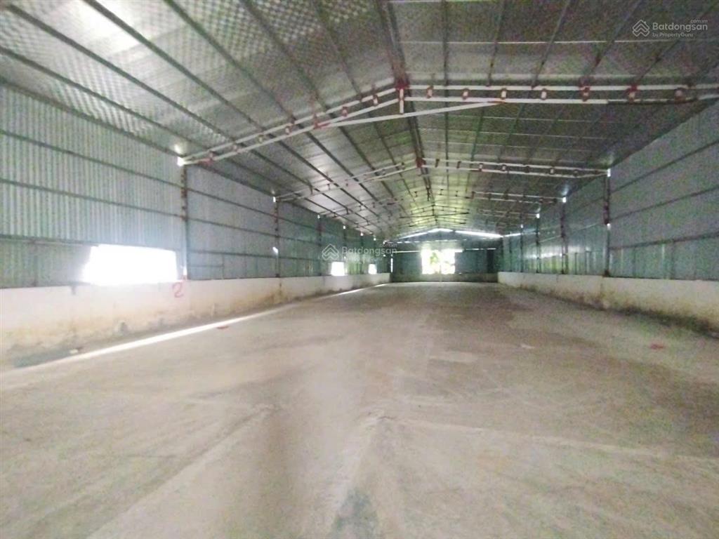 Cho thuê kho tại vạn phúc, thanh trì. dt 750m2 cao 6m, có điện 3fa, nước sạch. giá 25tr/th