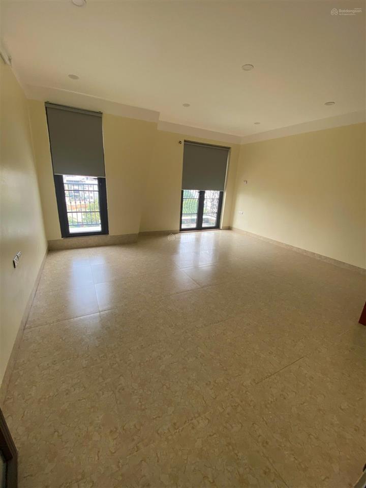 Cho thuê nhà kđt đại kim mới, hoàng mai, hn. dt 75m2, 5 tầng có thang máy, ô tô đỗ cửa. giá 32tr/th