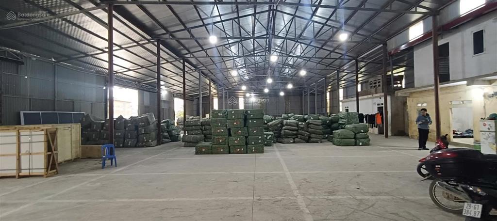Cho thuê kho đường đại lộ thăng long, ba lương, an khánh 1100m2 cao 6  8m, có điện 3fa xe công đỗ