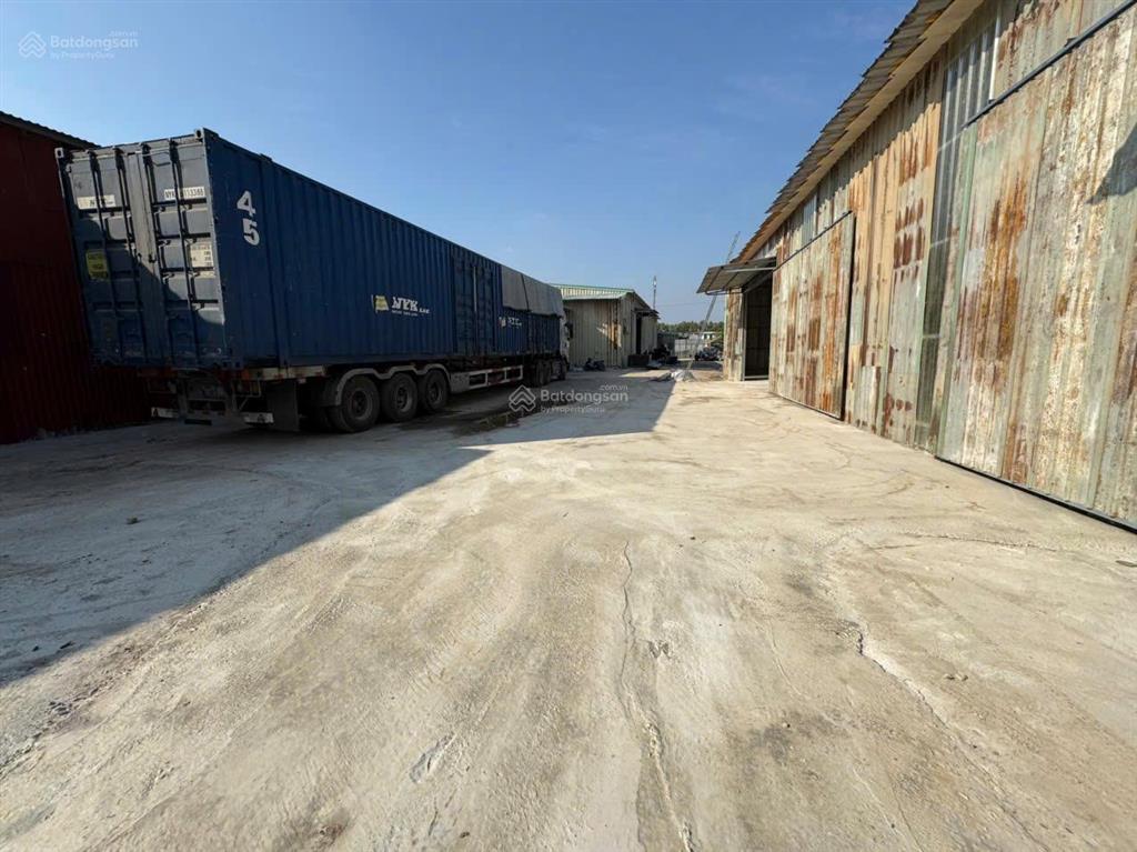 Cho thuê kho đường đại lộ thăng long, ba lương, an khánh 1100m2 cao 6  8m, có điện 3fa xe công đỗ
