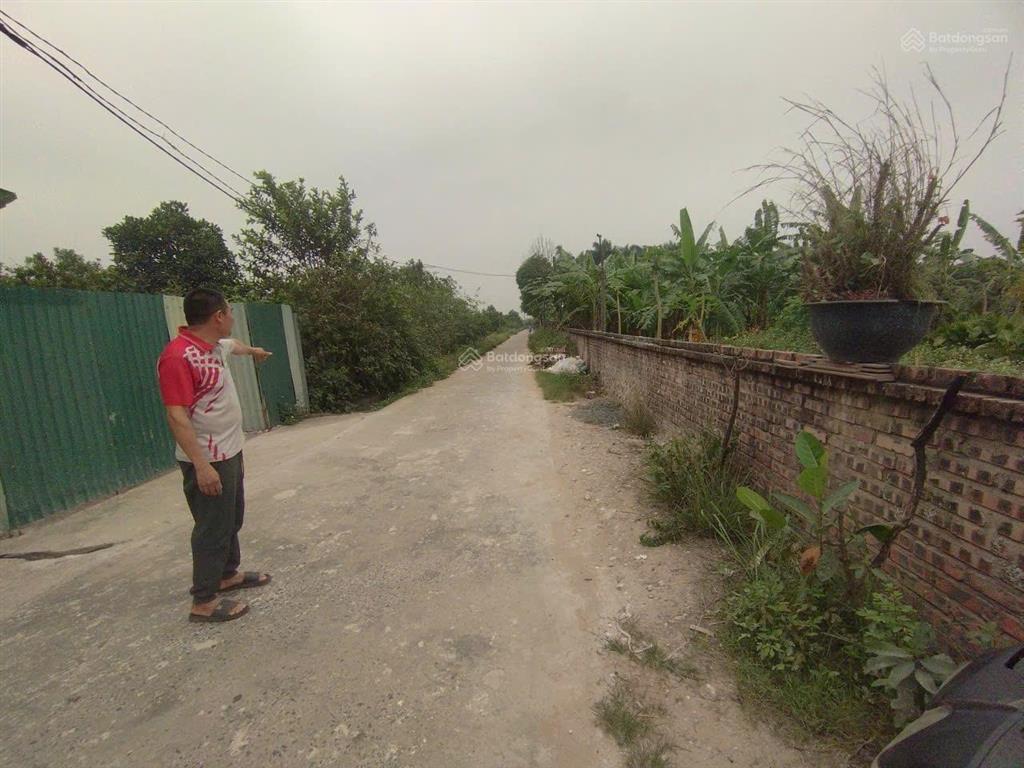Cho thuê kho tổ 14 đường nghĩa bình, yên nghĩa, hà đông. dt 600m2, cao 8m, xe công đỗ cửa. giá 27tr