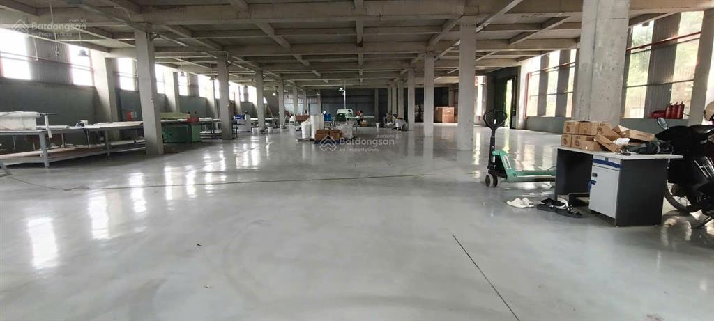 Cho thuê kho xưởng 900m2 cụm cn trường an, an khánh, hn có pccc, 3fa, xe công, xuất vat. giá 125k/m