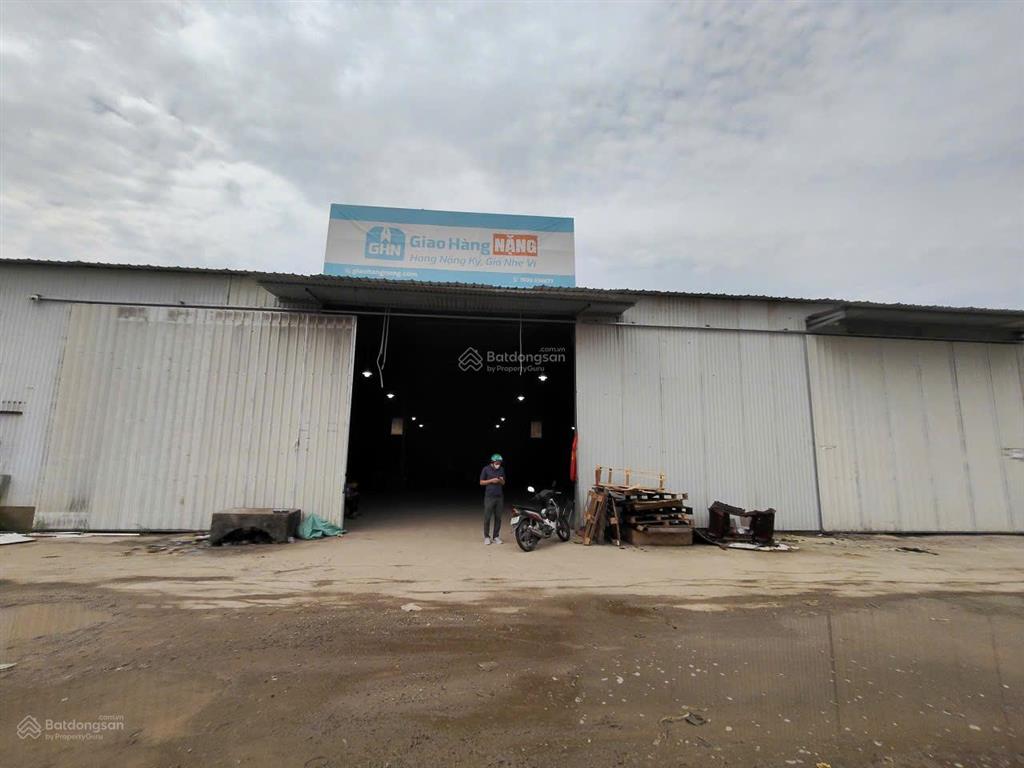 Cho thuê kho đường thụy phương, bắc từ liêm. 600m2, cao 9m, có điện 3fa, công đỗ cửa. giá 75k/m2