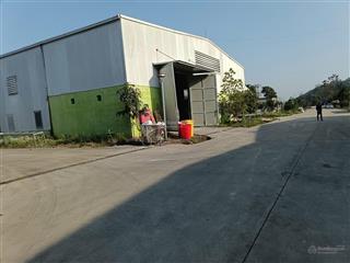 Cho thuê kho tại kỳ sơn, hòa bình. dt 1500m2, có điện 3fa, pccc tự động thẩm duyệt. 35nghìn/m2/th