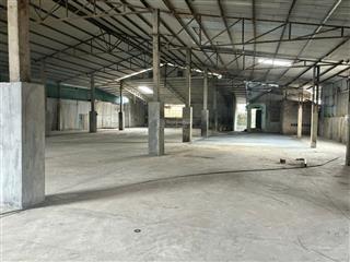 Cho thuê kho đường liên mạc, bắc từ liêm. dt 1200m2 cao 68m có điện 3fa, xe công đỗ cửa. giá 40tr