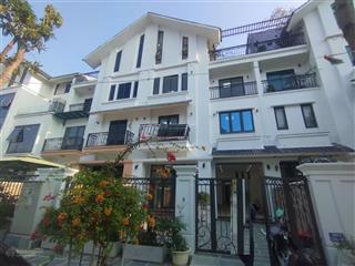 Cho thuê nhà kđt geleximco lê trọng, dương nội. dt 200m, 4 tầng, thông sàn có thang máy. giá 55tr