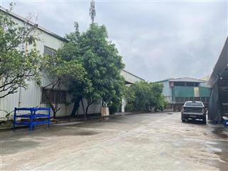 Cho thuê kho cụm cn phùng, đan phượng. dt 650m2, cao 8m, có điện 3fa, công đỗ cửa. 110 nghìn/m2/th