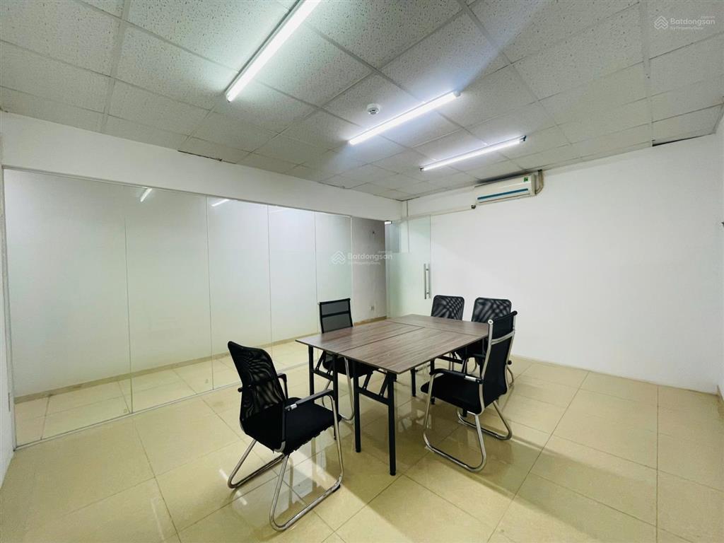 Cho thuê văn phòng ngã tư sở diện tích 35m2 giá 5.5tr tòa văn phòng