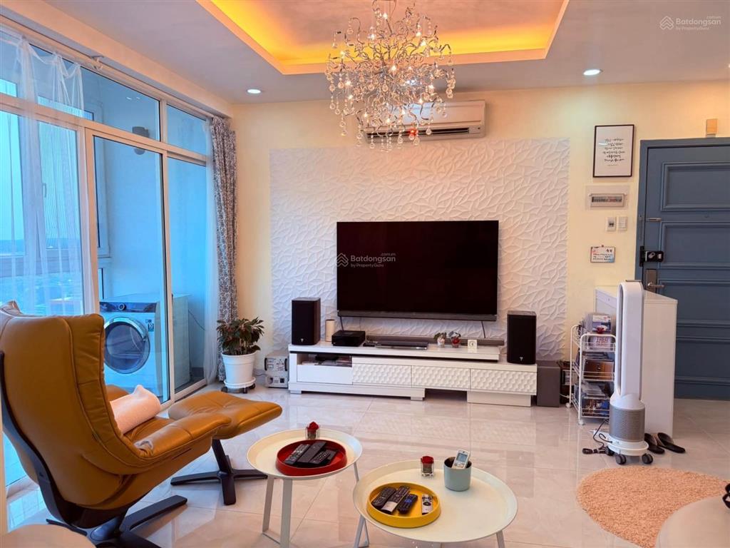 Bán hoặc cho thuê siêu phẩm thông tầng new saigon ( hagl3) sát phú mỹ hưng