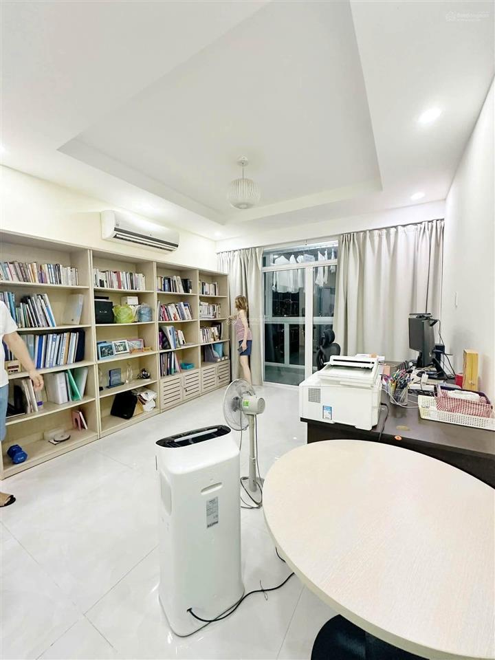 Bán gấp căn siêu phẩm thông tầng new saigon (hagl3) sát q7