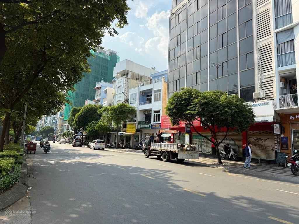 Tòa nhà hót nhất!căn góc mặt tiền lê lai q1.hầm 8 tầng giá chỉ nhỉnh 100 tỷ