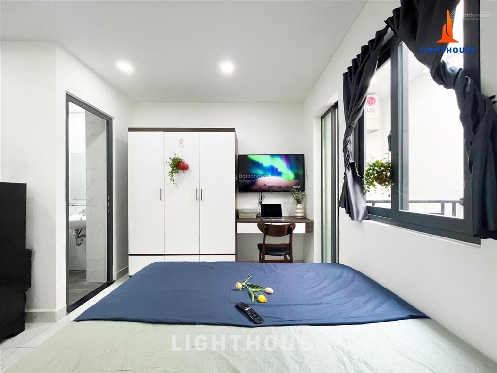 Phòng bùi hữu nghĩa cạnh chợ bà chiểu hẻm xe hơi  hầm xe thang máy  sát tân định  đakao quận 1