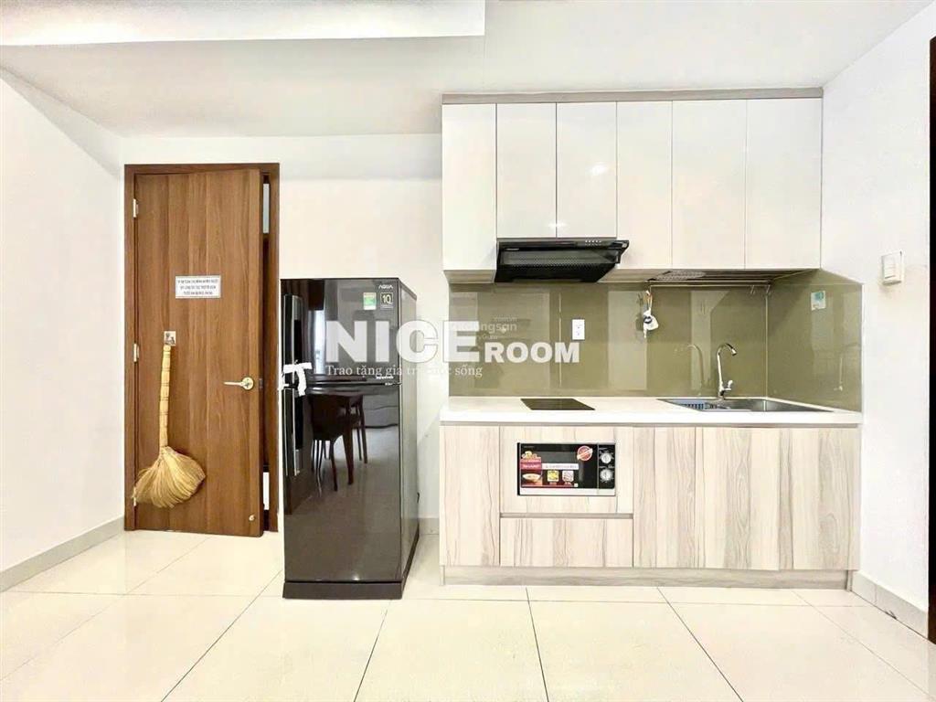 1pn khu phan xích long  vạn kiếp phú nhuận  hầm xe thang máy bảo vệ 24/7 giáp tân định quận 1