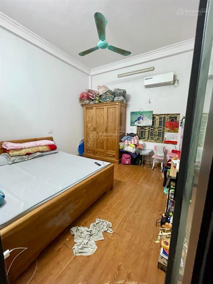 Nhà 4 tầng dân xây  mặt ngõ thông  ôtô tránh kinh doanh tấp nập  thẳng tắp ra phố phạm văn đồng