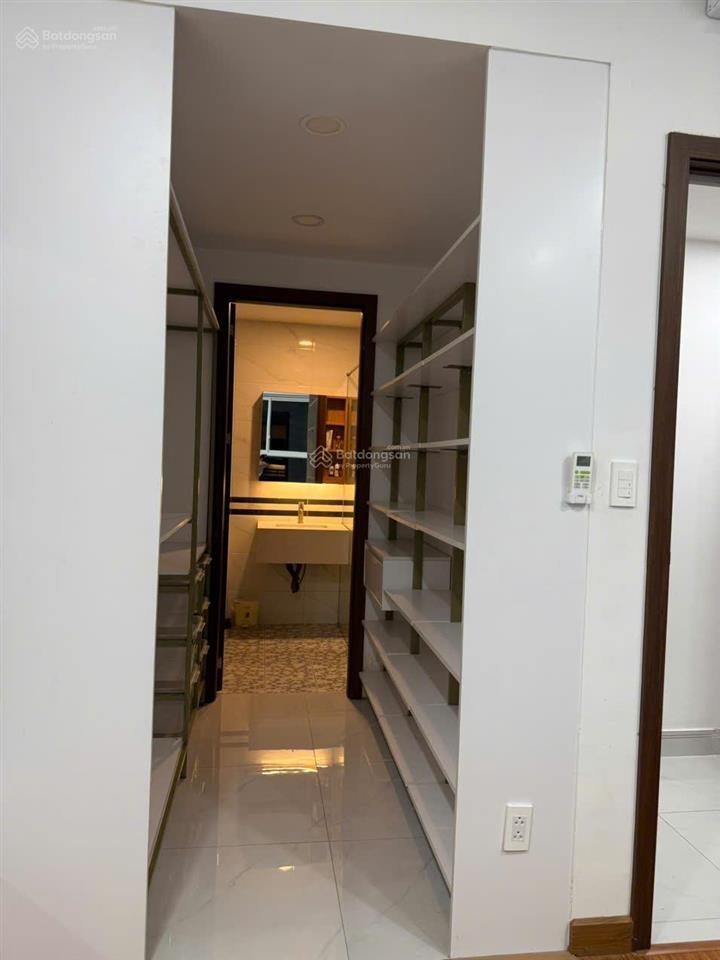 Bán căn hộ sunrise riverside, 2pn 2wc đầy đủ nội thất giá 4,950 tỷ đã có sổ.  0978 459 ***