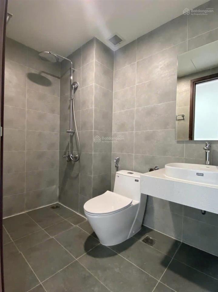 Cần tiền bán gấp căn hộ sunrise riverside 1pn 1wc ntcb giá 2,350 tỷ bao thuế phí.  0978 459 ***